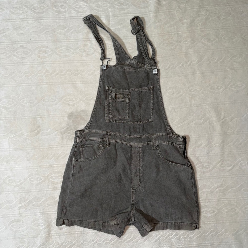 American Eagle Bib‎ Short Overalls